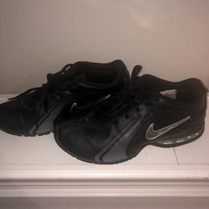 Nike Reax Revolution Tennis Shoes